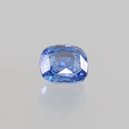 Blue Sapphire Corn Flower Blue – 4.11 ct Natural- heated – Sri Lanka