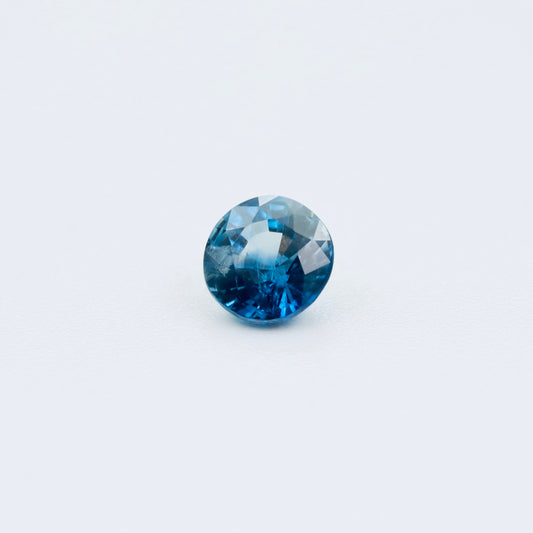 Natural Teal Sapphire – 0.87 ct Round Faceted Gemstone