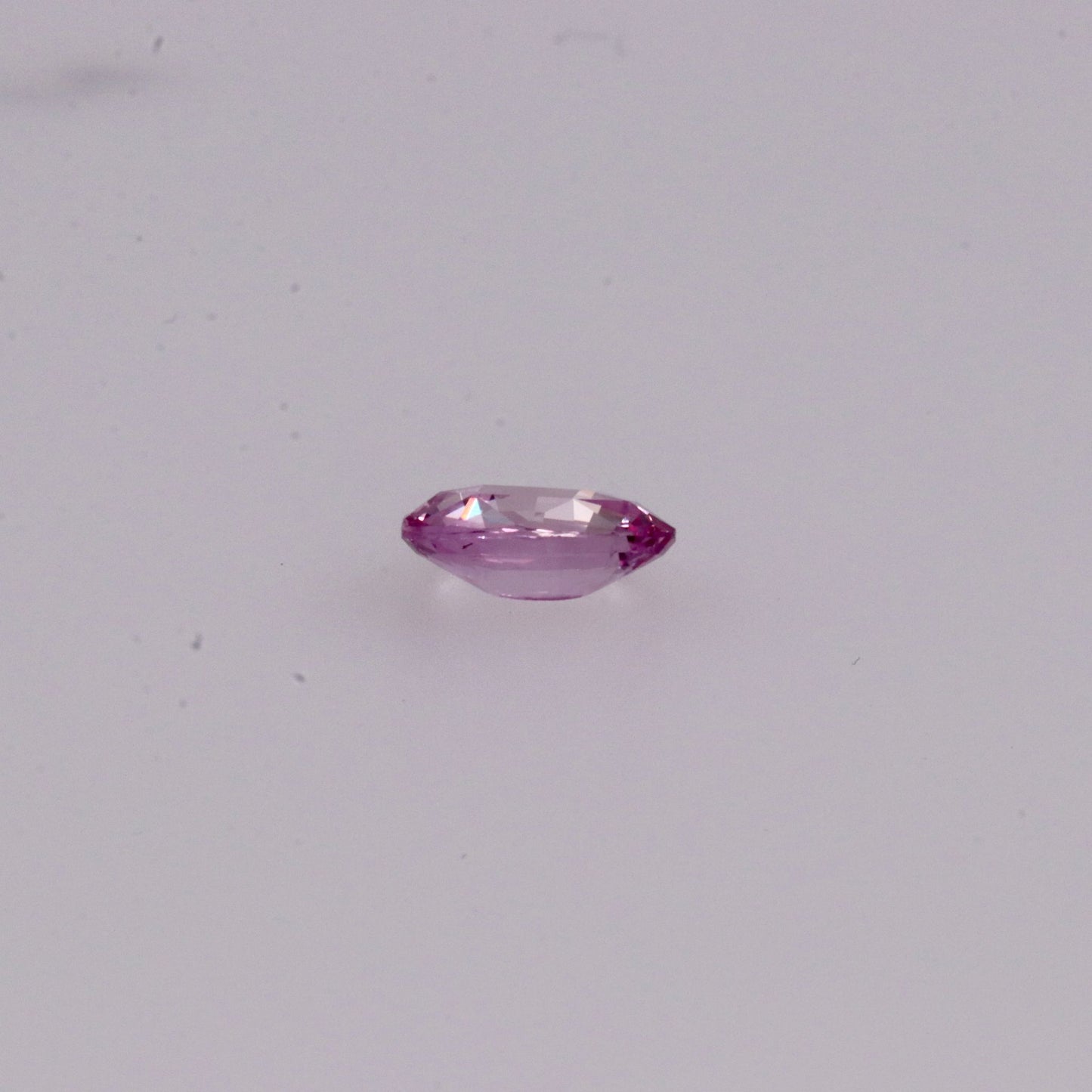 Padparadscha Sapphire – 2.07 ct – Oval Faceted – Natural & Unheated – Sri Lanka