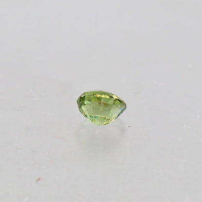 Natural Green Alexandrite 1.38 ct from Sri Lanka