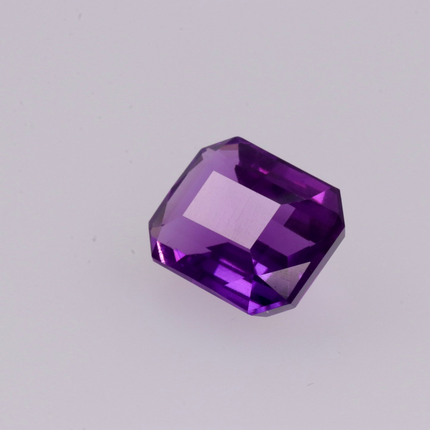 Amethyst – 4.25 ct – Emerald Cut – Natural – Sri Lanka