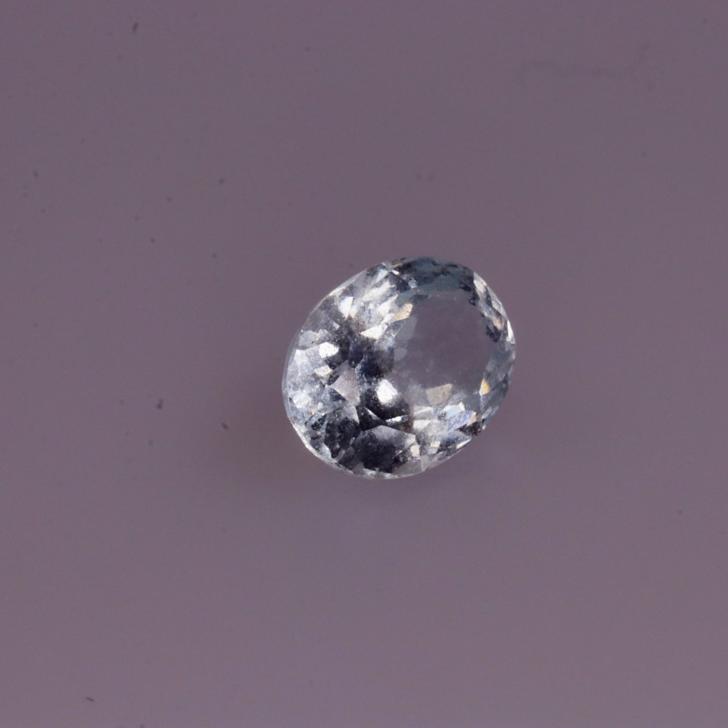 Akvamarin – 1,75 ct – Oval facetteret – Naturlig – Sri Lanka