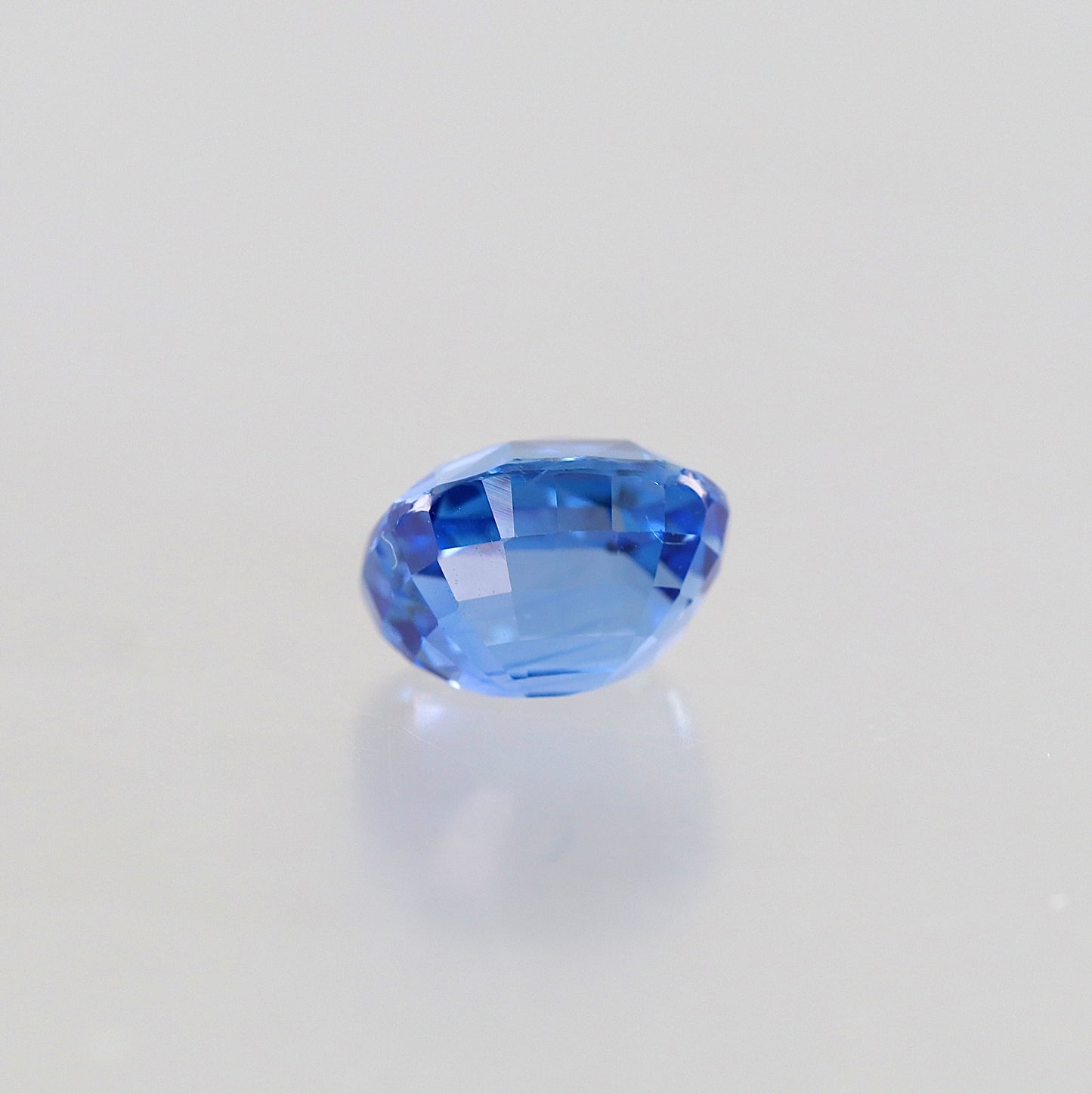 Blue Sapphire  Corn Flower Blue – 4.11 ct  Natural- heated – Sri Lanka