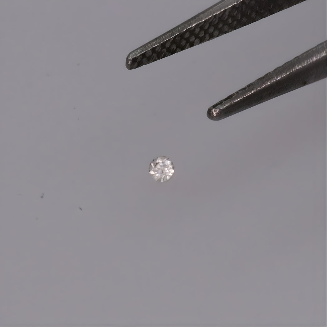 Unheated White Sapphire 1.5 mm – Calibrated Round Cut | Natural Loose Gemstones | Set of 5 Stones