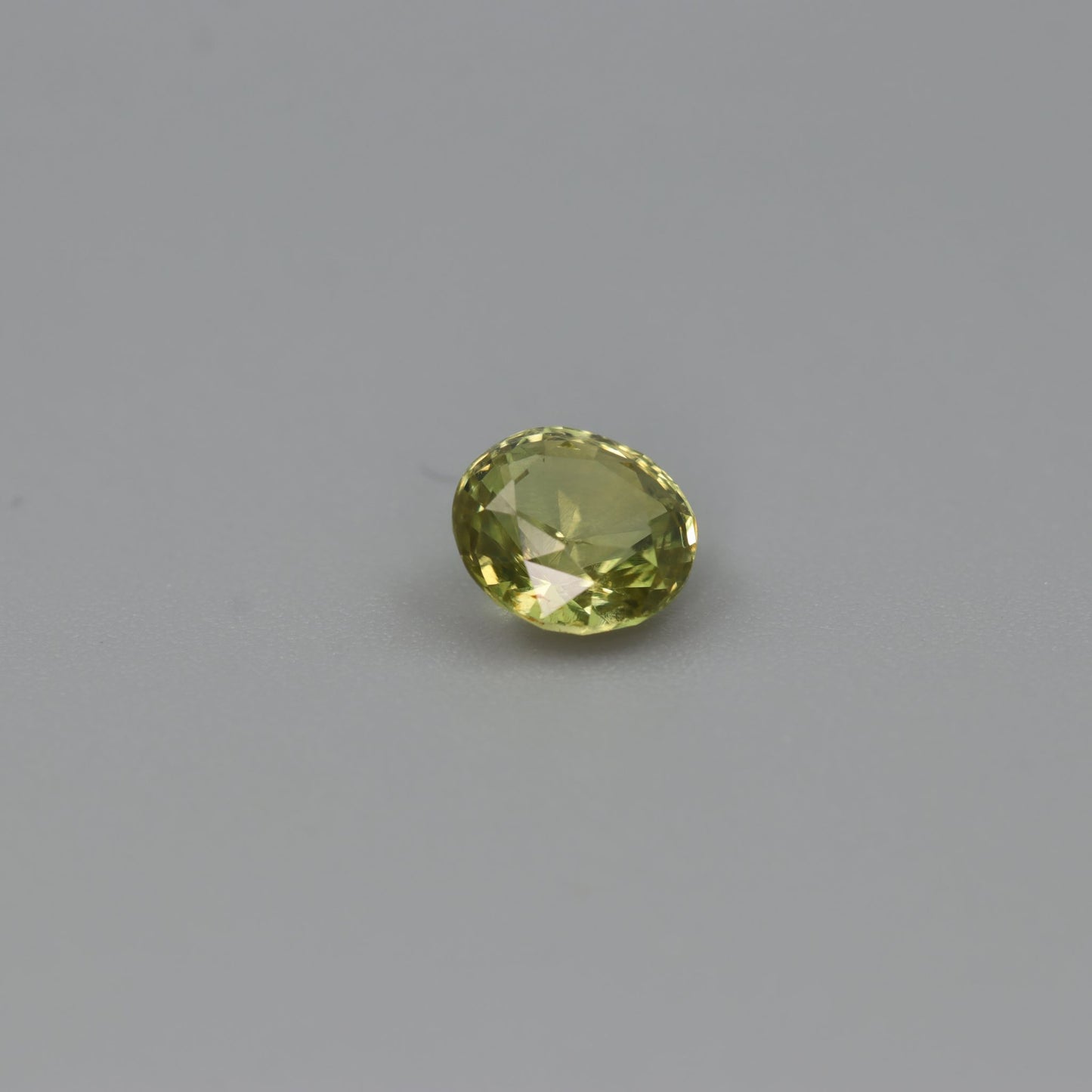 Chrysoberyl – 1.15 ct – Oval Cut – Natural – Sri Lanka