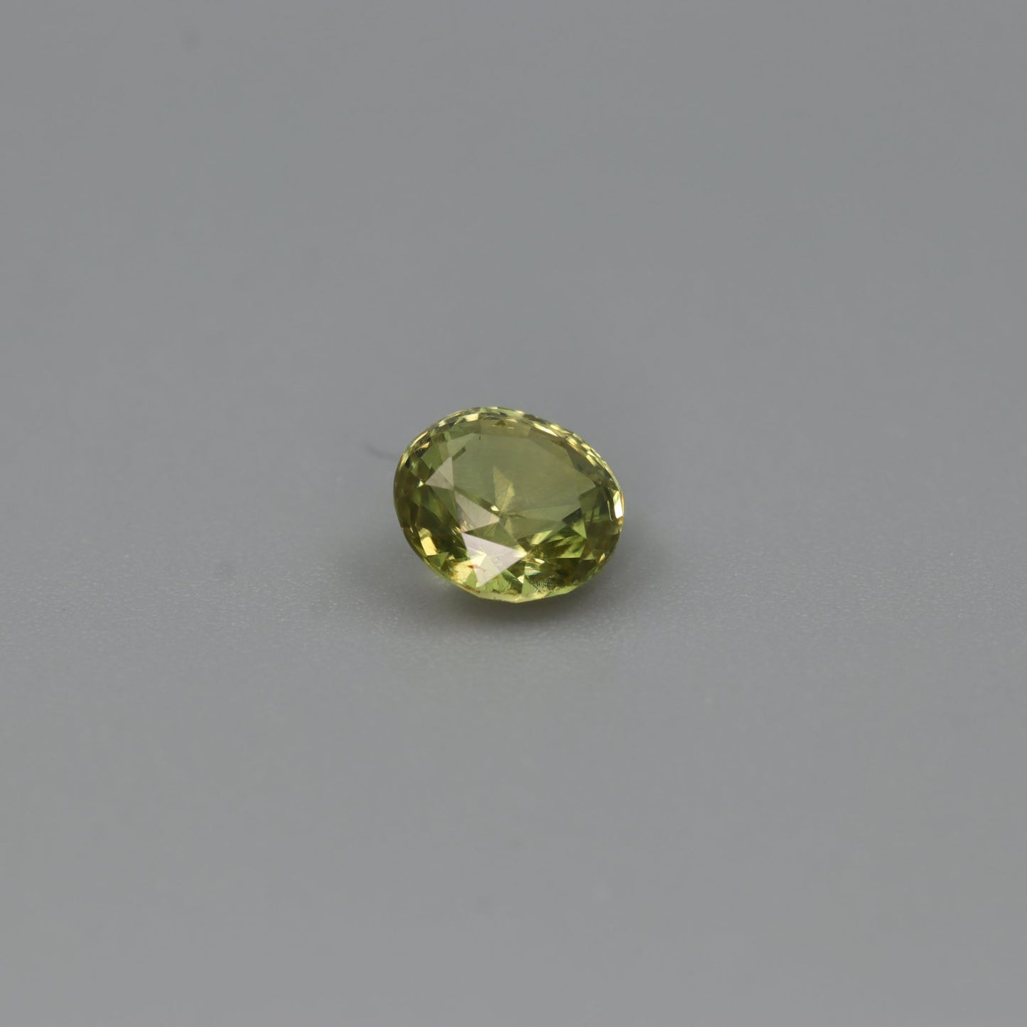 Chrysoberyl – 1.15 ct – Oval Cut – Natural – Sri Lanka