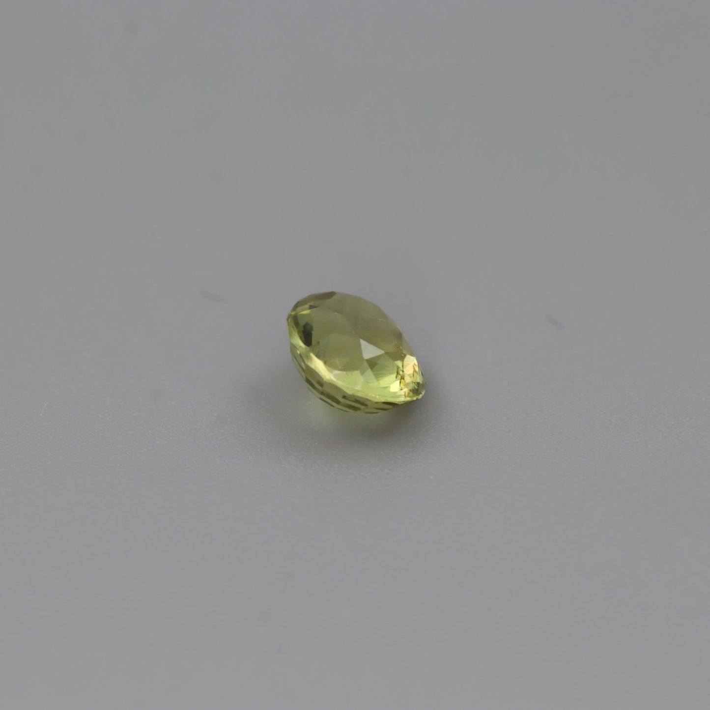 Chrysoberyl – 1.15 ct – Oval Cut – Natural – Sri Lanka