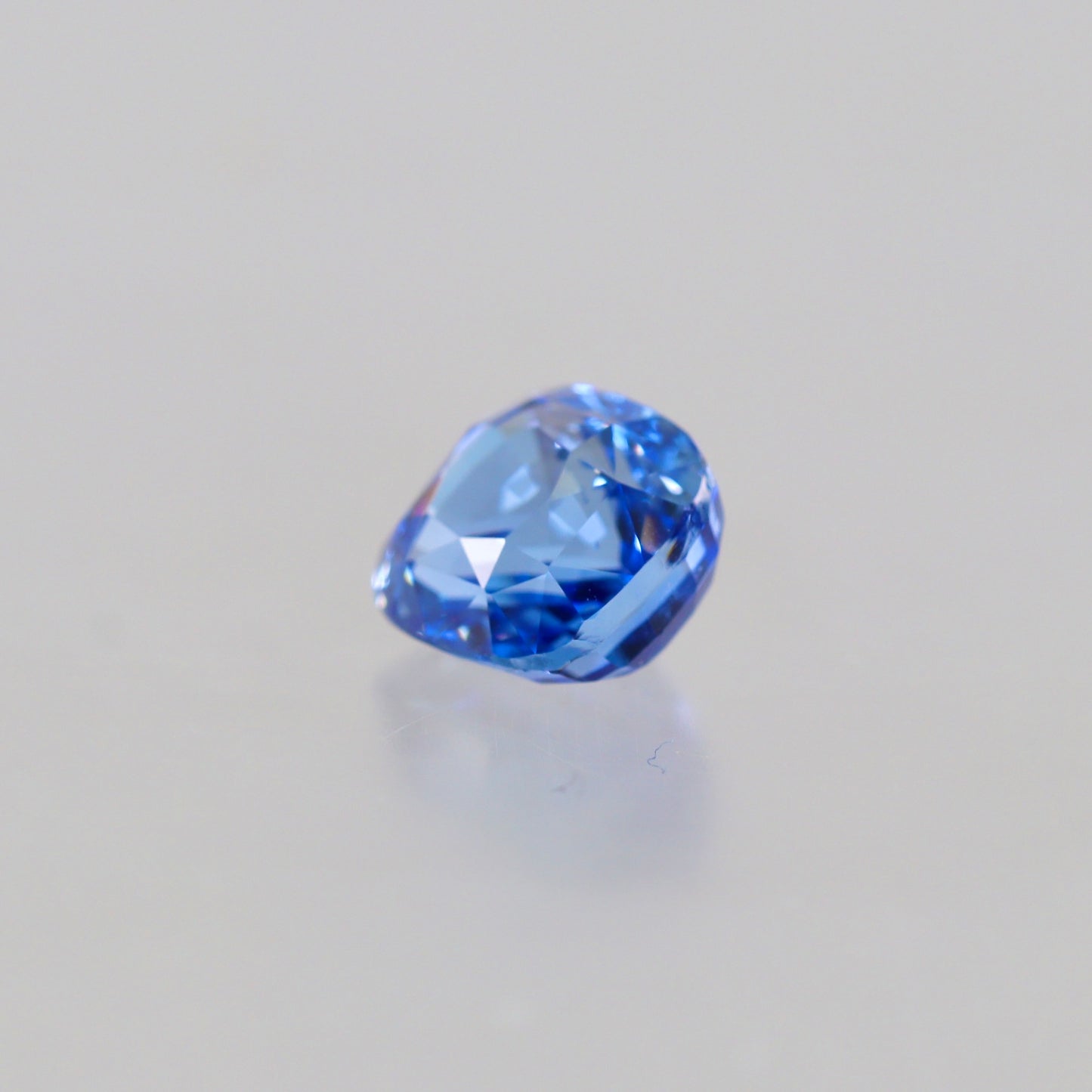 Blue Sapphire  Corn Flower Blue – 4.11 ct  Natural- heated – Sri Lanka