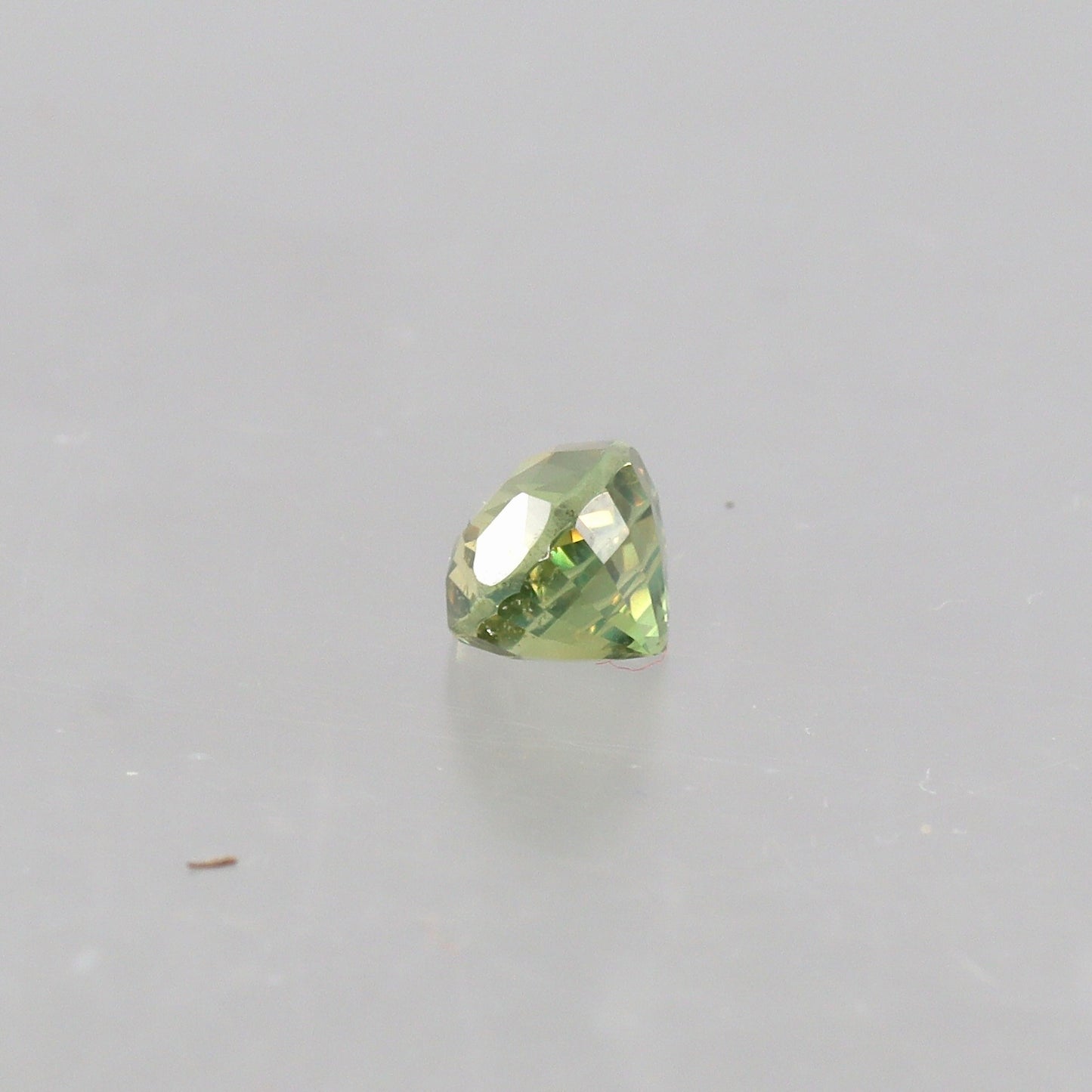 Natural Green Alexandrite 1.38 ct from Sri Lanka