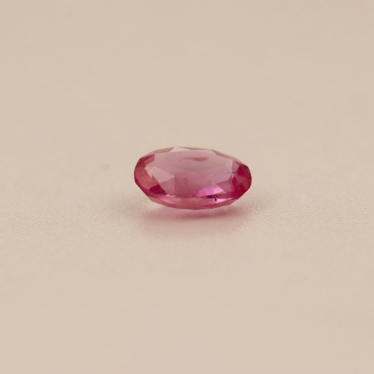 Natural Pink Sapphire – 1.55 ct Oval Faceted Gemstone
