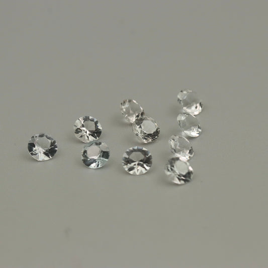 Natural White Topaz – 10 Calibrated Round Gemstones – 5.35 ct Total – 5 mm