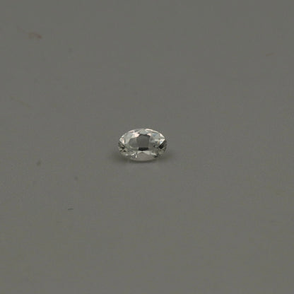 Natural White Topaz – 10 Calibrated Oval Gemstones – 4.70 ct Total – 6 × 4 mm