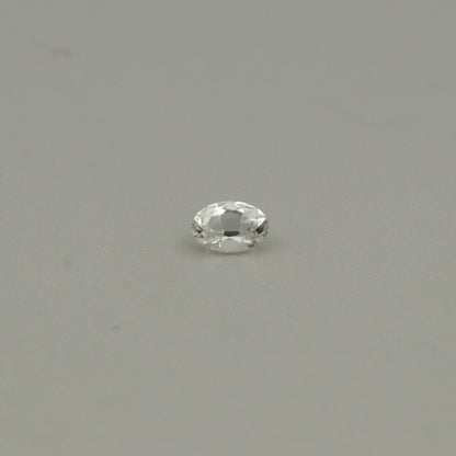 Natural White Topaz – 10 Calibrated Oval Gemstones – 4.70 ct Total – 6 × 4 mm