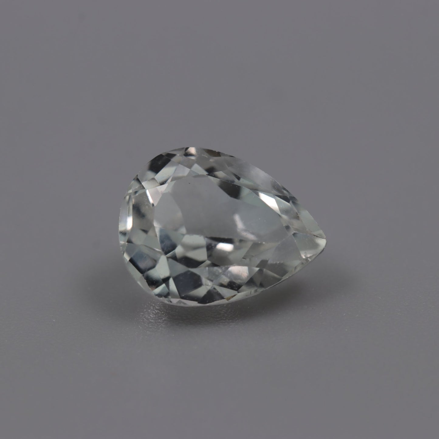White Topaz – 3.35 ct – Pear Cut – Natural – Sri Lanka