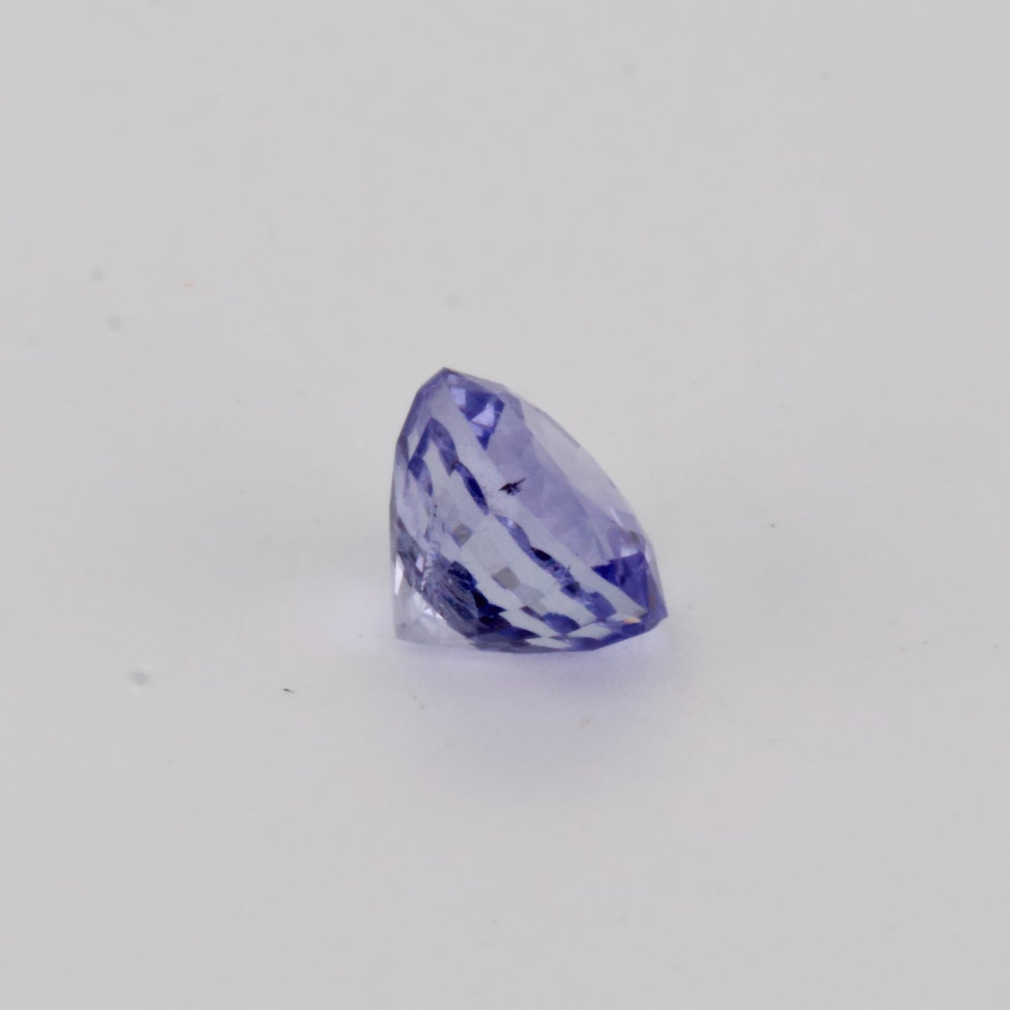 Violet Sapphire – 0.98 ct – Faceted Cut – Natural – Sri Lanka