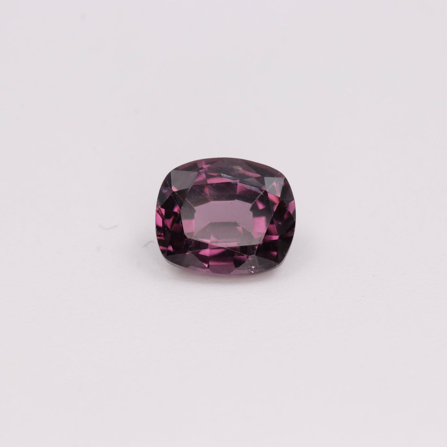 Spinel – 1.05 ct – Cushion Faceted – Natural – Sri Lanka