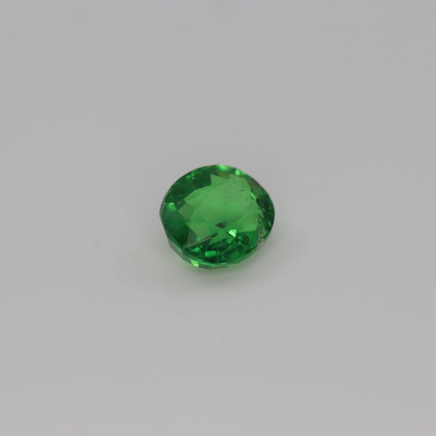 Tsavorite Garnet – 1.15 ct – Oval Faceted – Natural