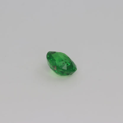 Tsavorite Garnet – 1.15 ct – Oval Faceted – Natural