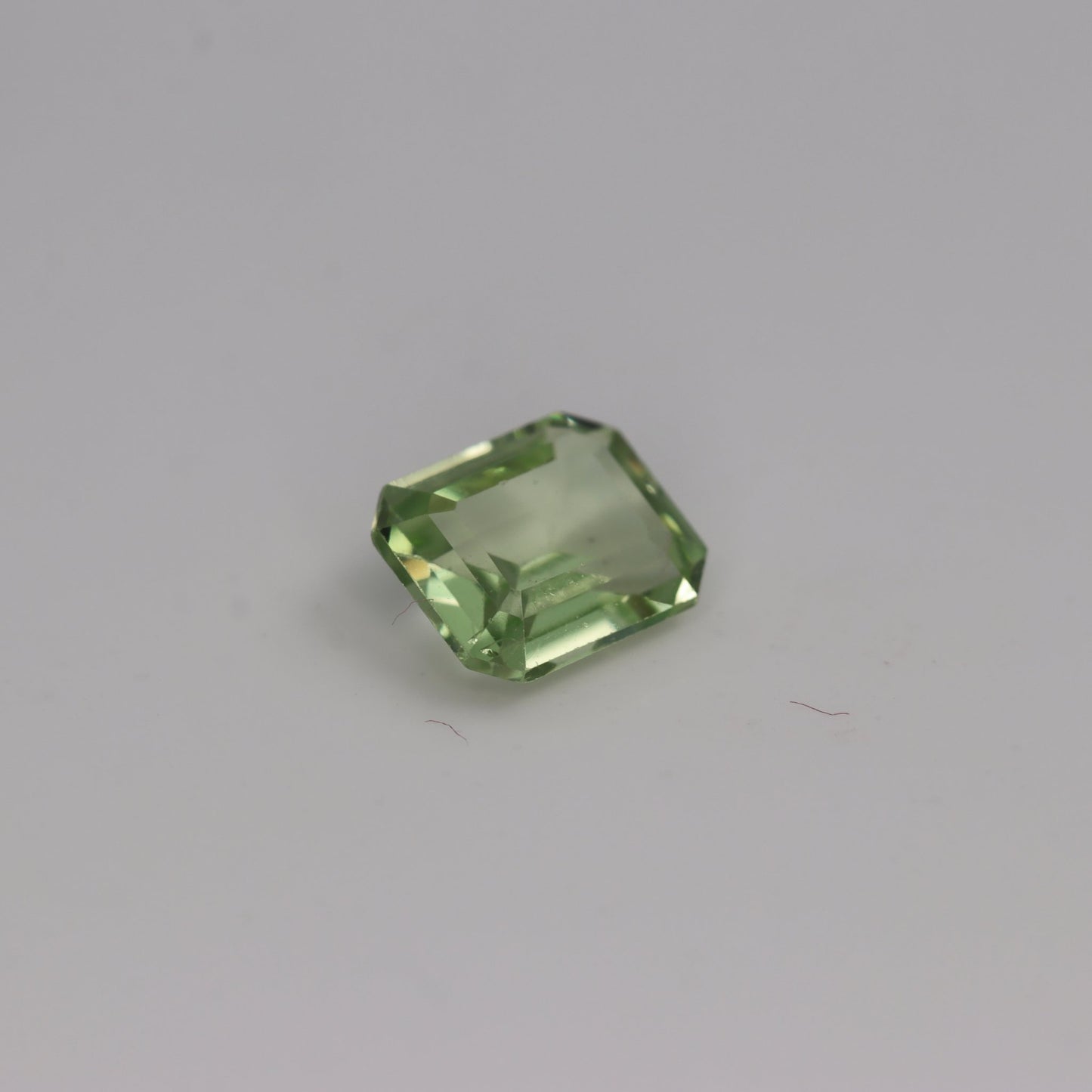 Natural Tsavorite Garnet 0.95 ct – Vivid Green Emerald Cut