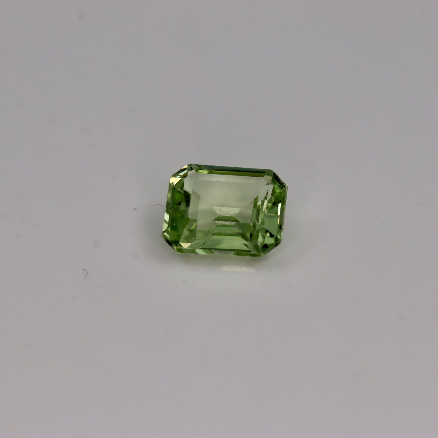 Natural Tsavorite Garnet 0.95 ct – Vivid Green Emerald Cut