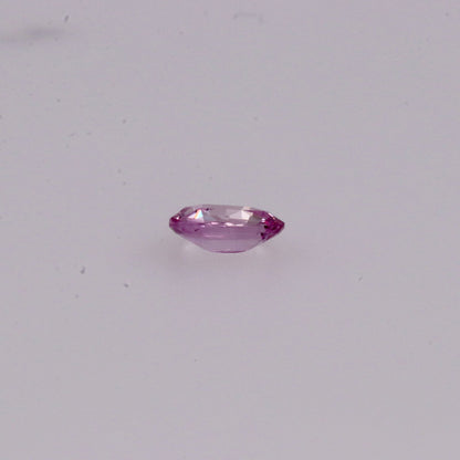 Padparadscha Sapphire – 2.07 ct – Oval Faceted – Natural & Unheated – Sri Lanka