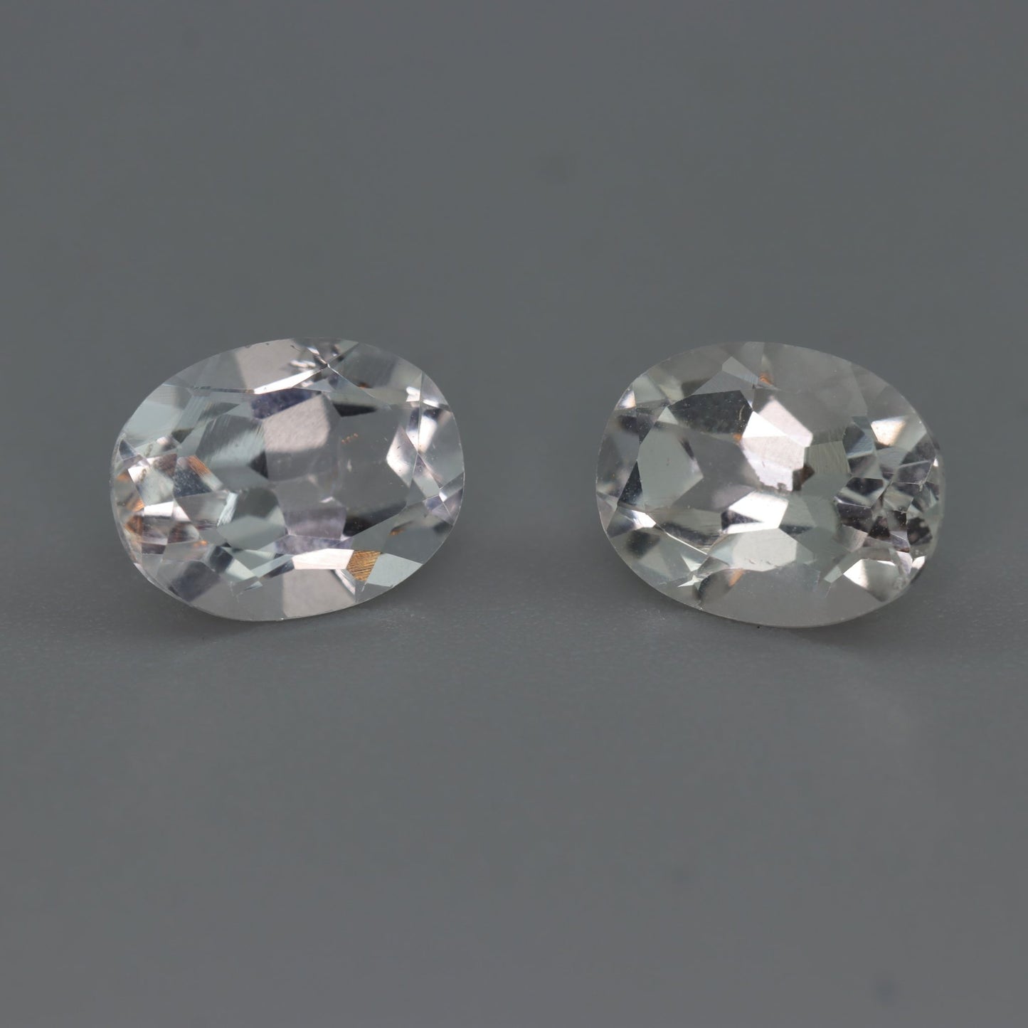White Topaz – 4.37 ct Pair – Oval Cut – Natural – Sri Lanka