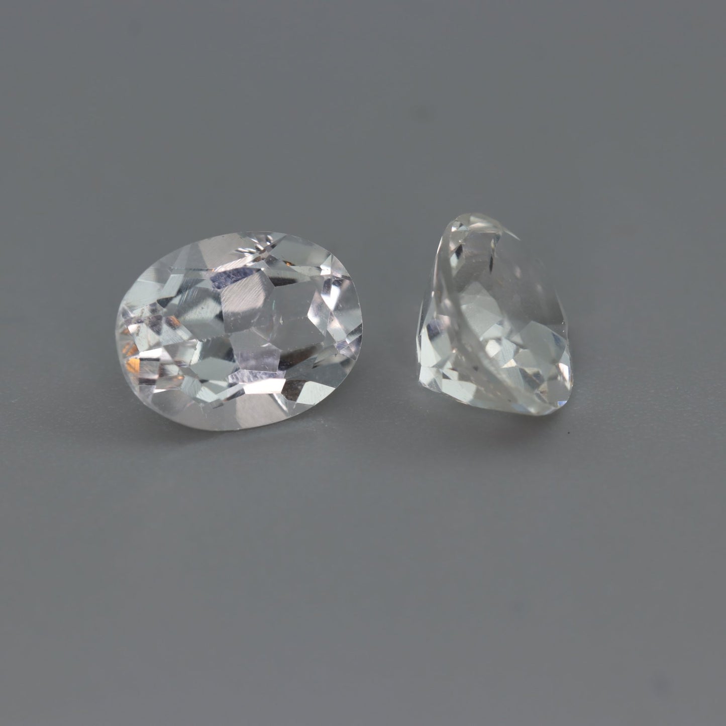 White Topaz – 4.37 ct Pair – Oval Cut – Natural – Sri Lanka
