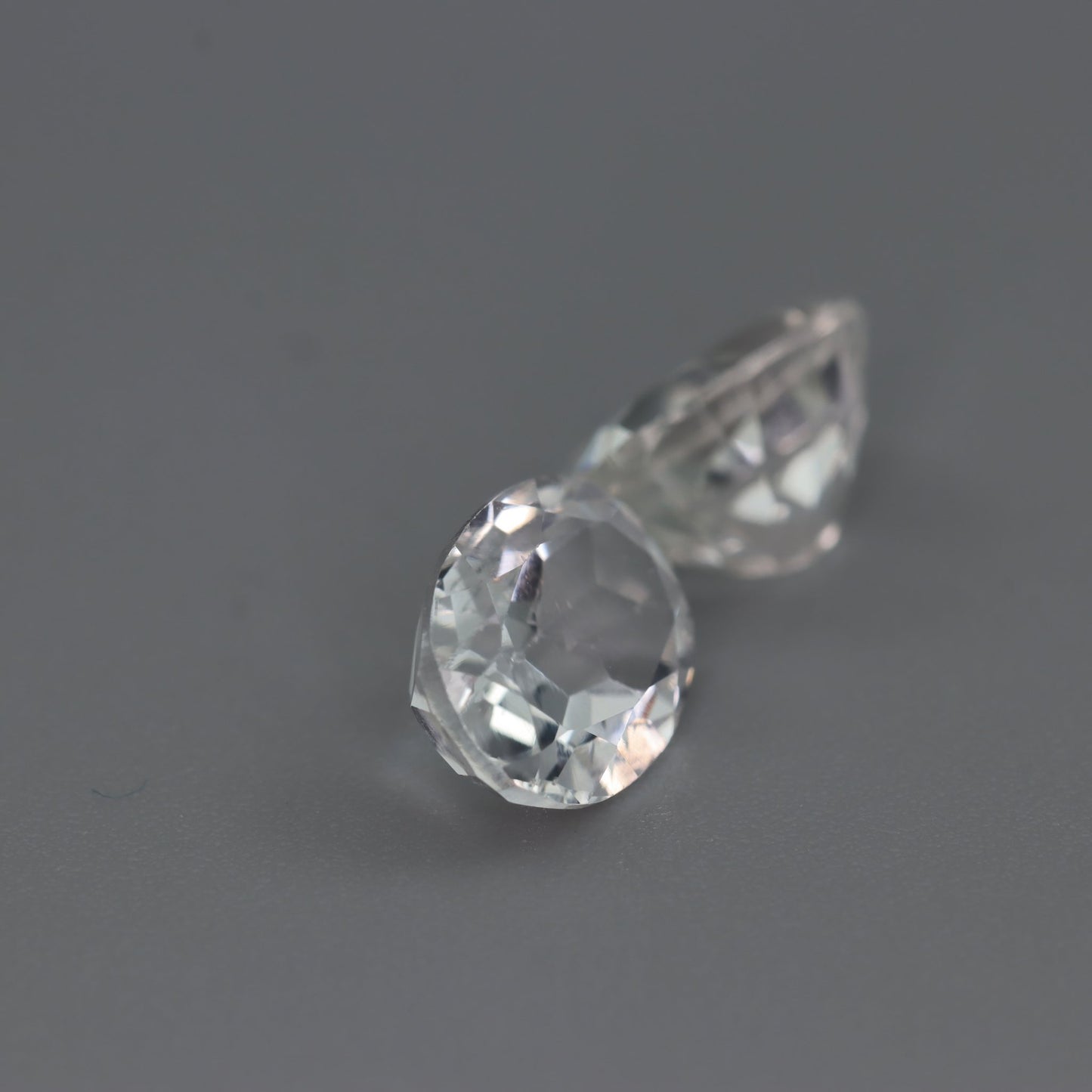 White Topaz – 4.37 ct Pair – Oval Cut – Natural – Sri Lanka