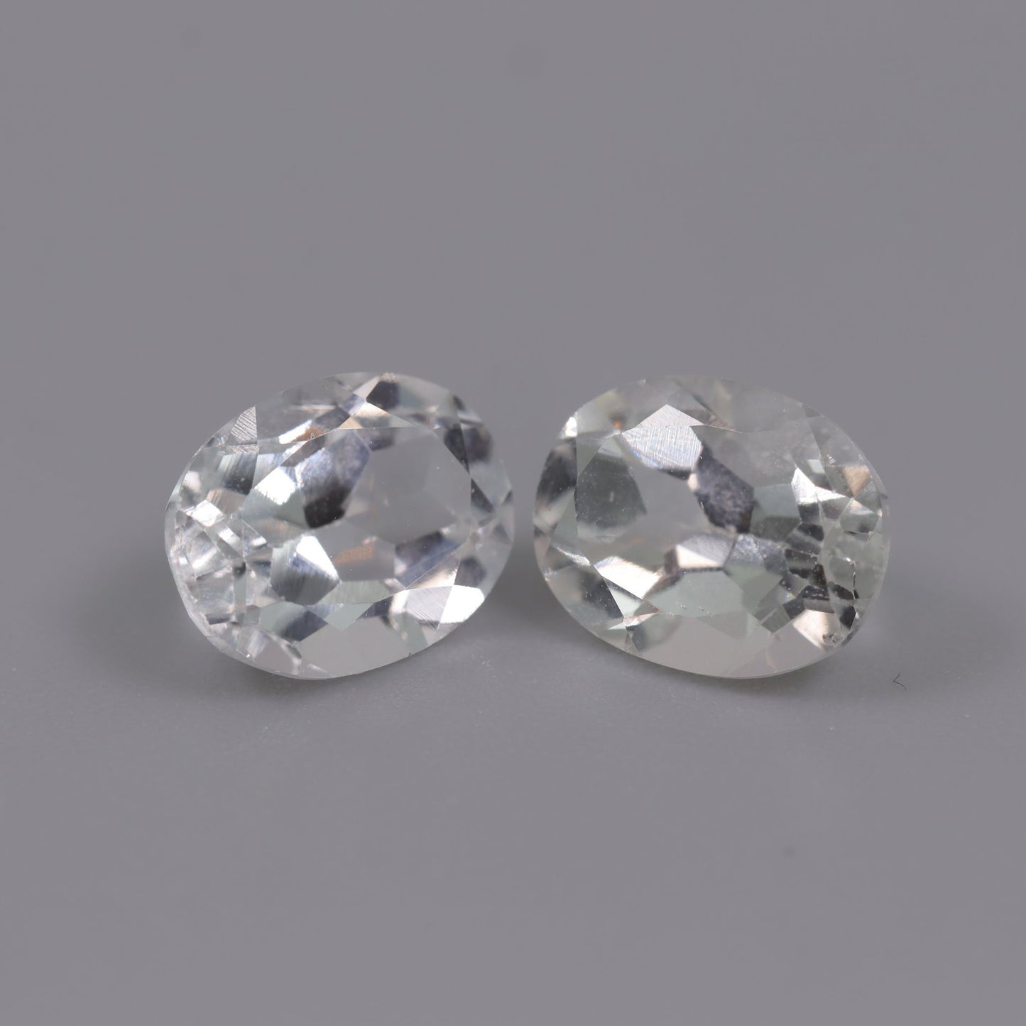 White Topaz – 4.37 ct Pair – Oval Cut – Natural – Sri Lanka