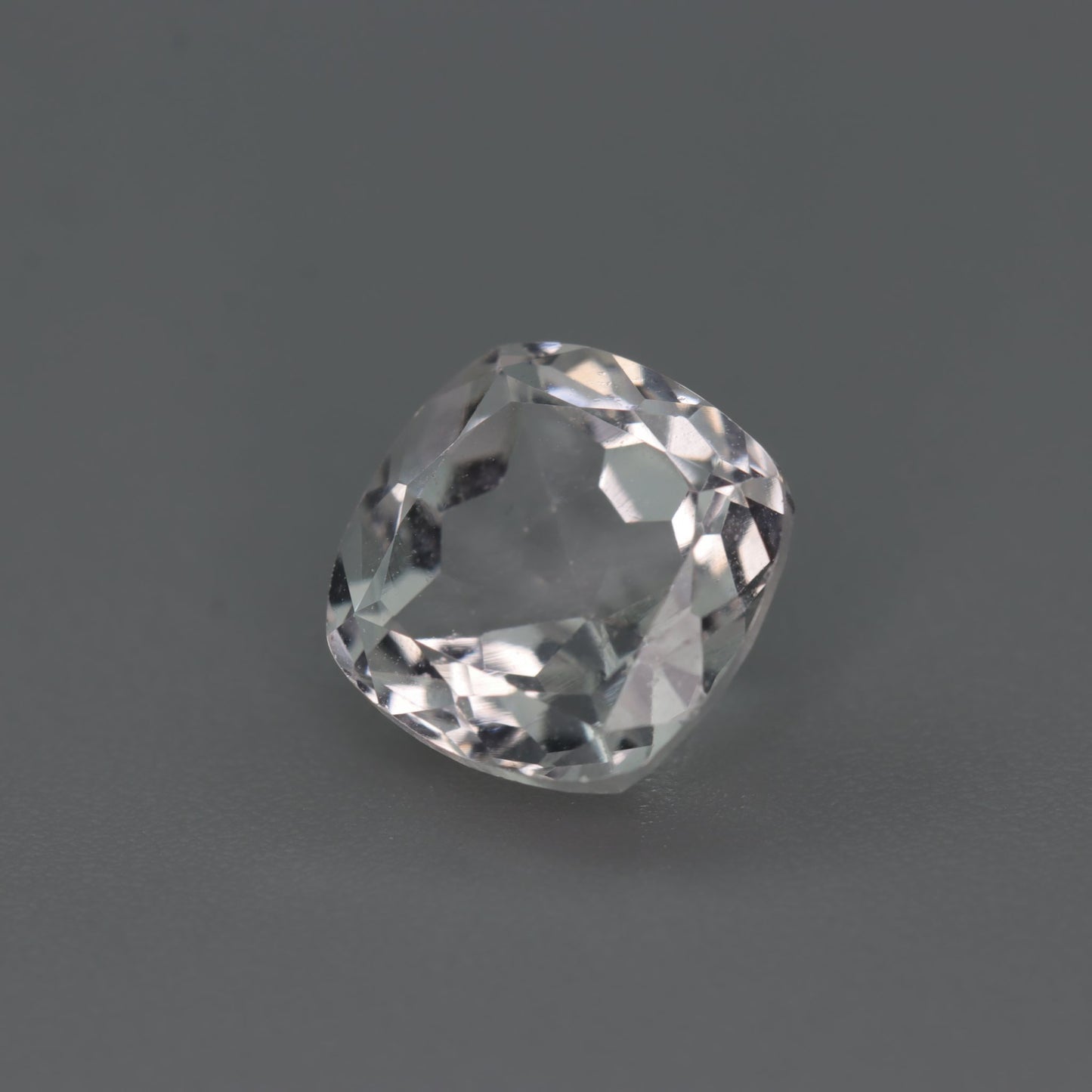 White Topaz – 3.00 ct – Cushion Cut – Natural – Sri Lanka