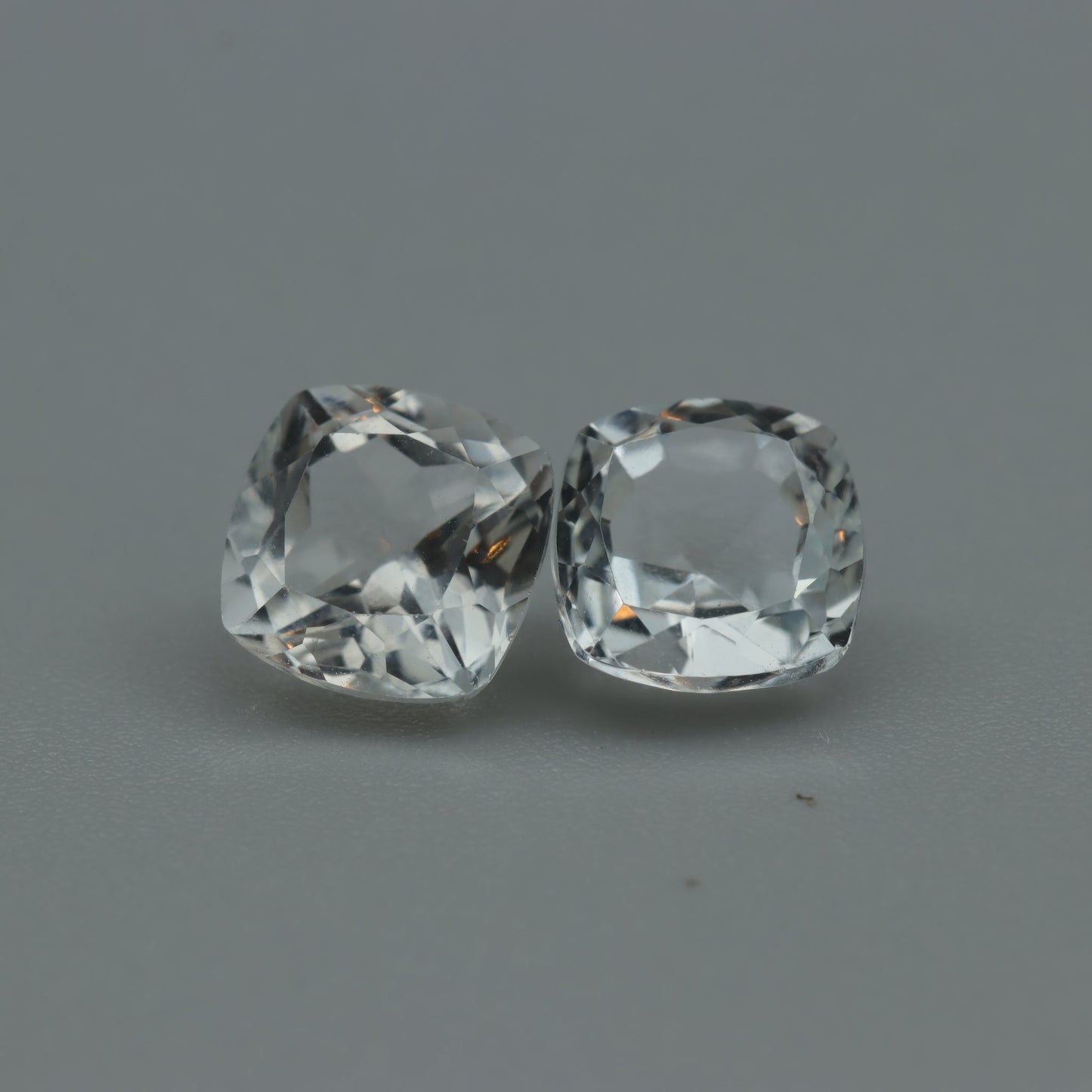 White Topaz – 3.95 ct (Pair) – Cushion Cut – Natural – Sri Lanka