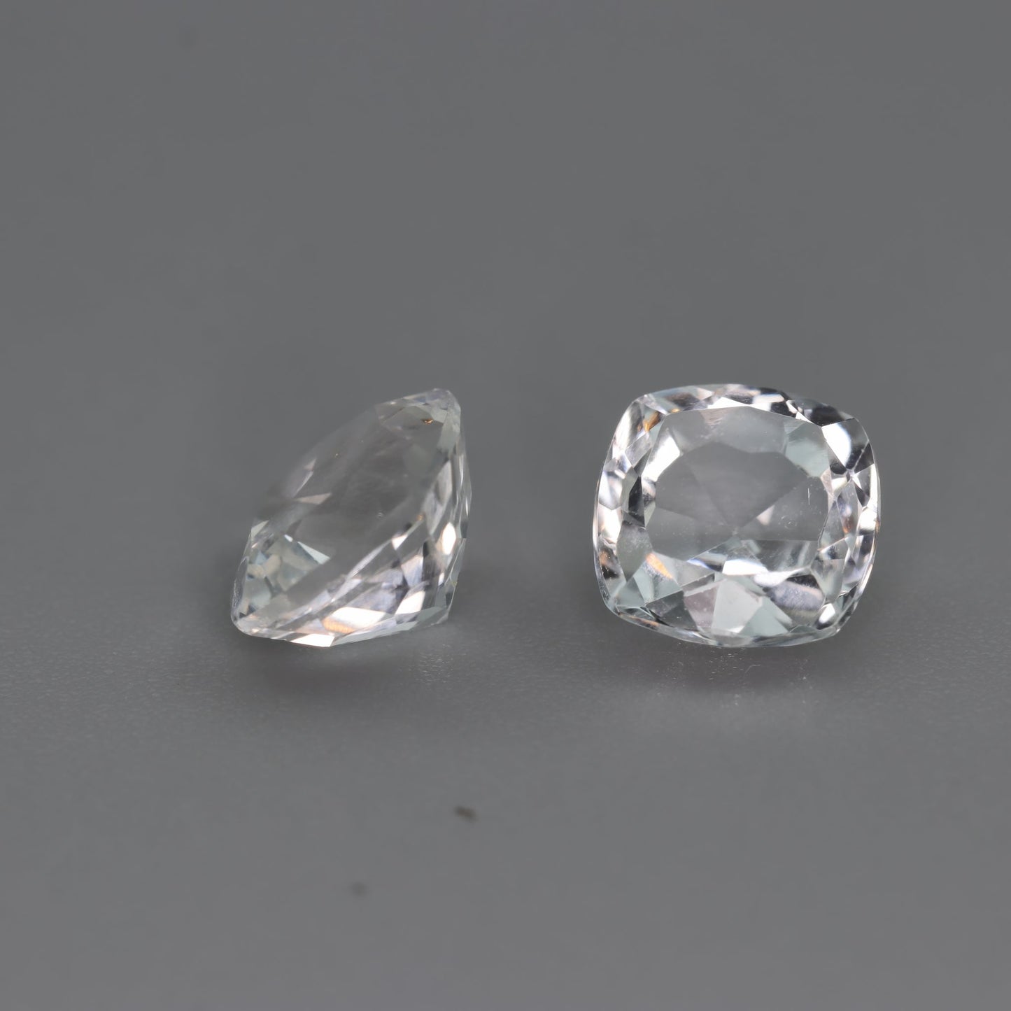 White Topaz – 3.95 ct (Pair) – Cushion Cut – Natural – Sri Lanka