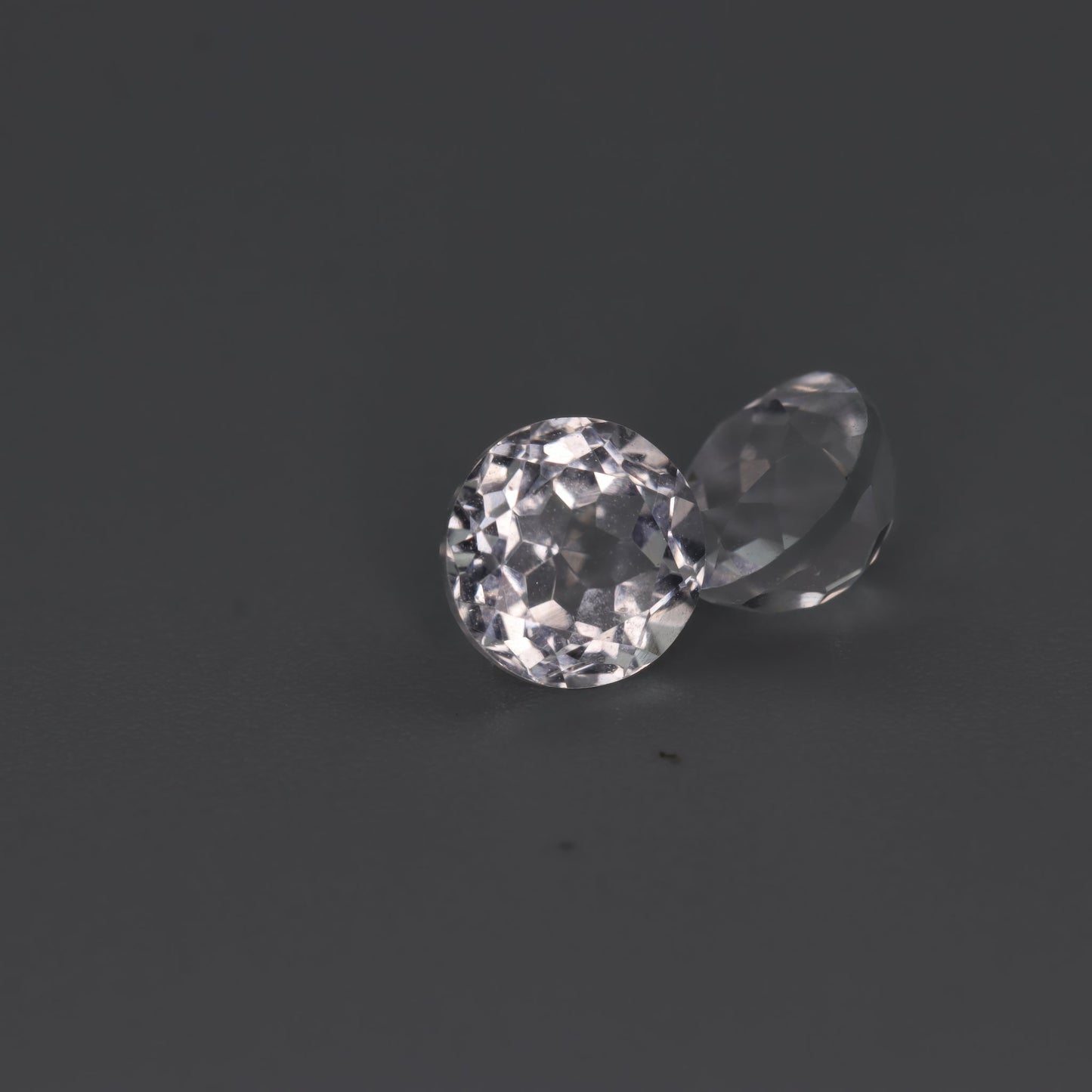 White Topaz Pair – 2.50 ct – Round Cut – Natural – Sri Lanka