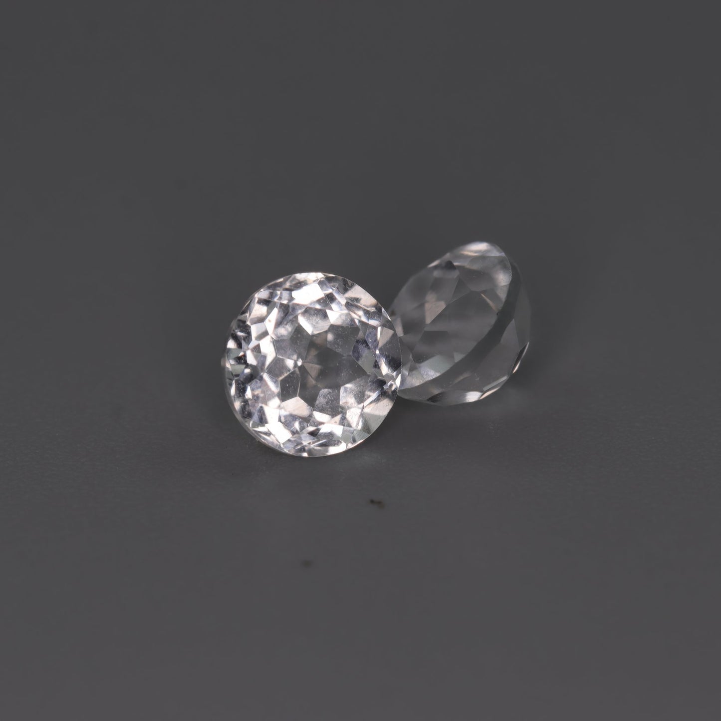 White Topaz Pair – 2.50 ct – Round Cut – Natural – Sri Lanka