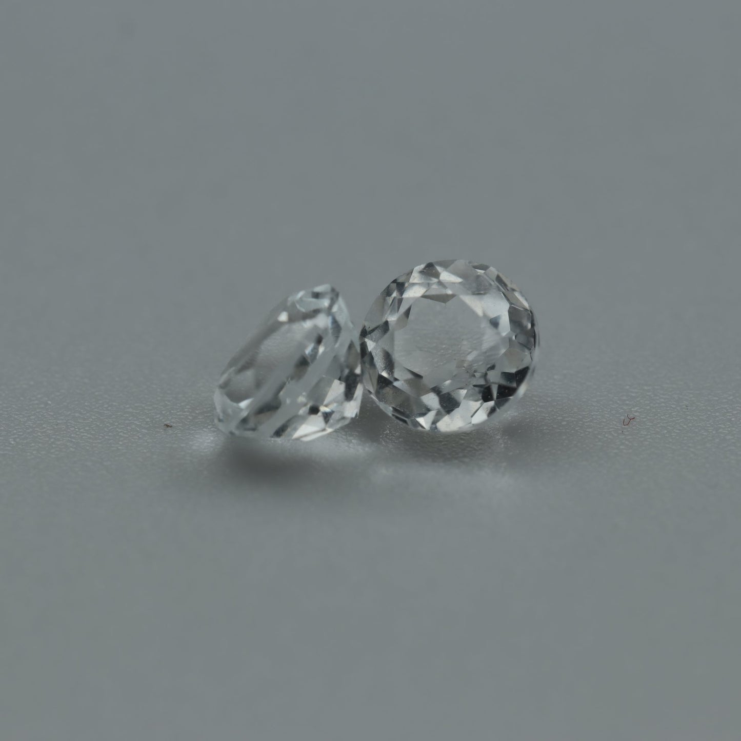 White Topaz Pair – 2.50 ct – Round Cut – Natural – Sri Lanka