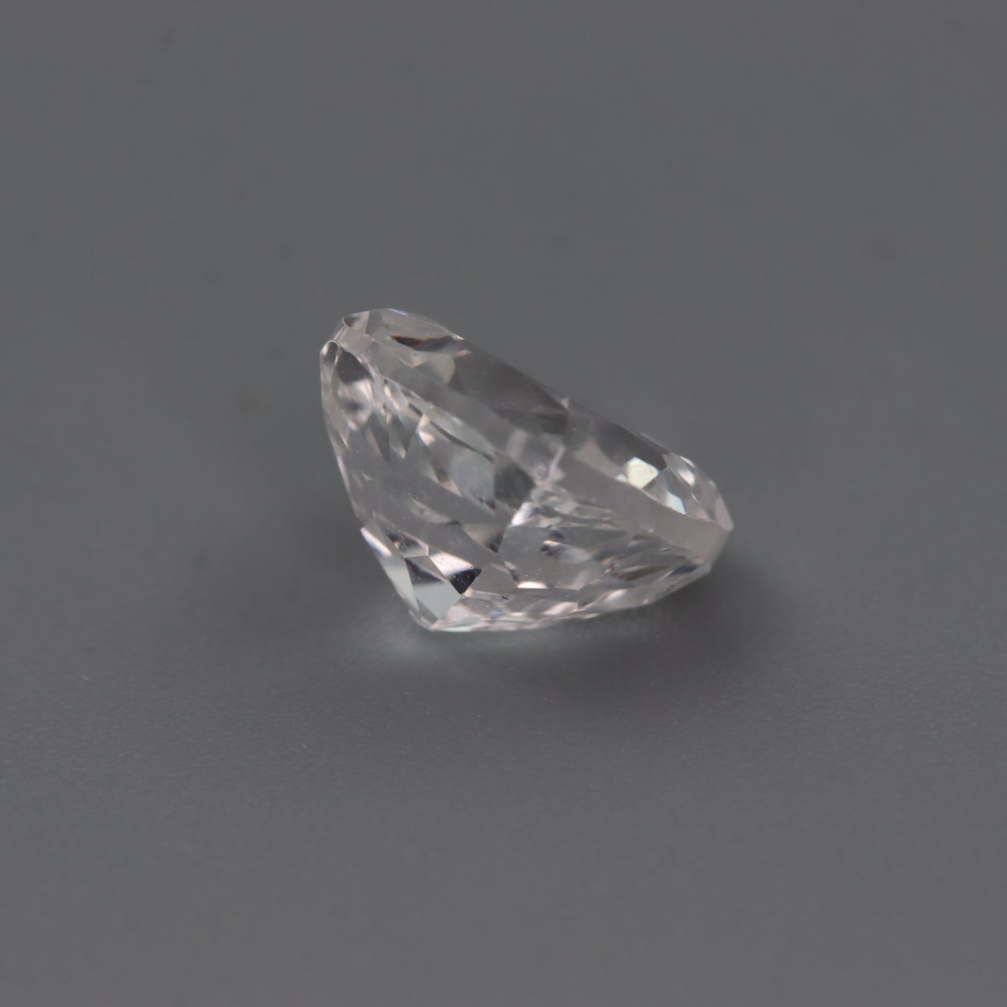 White Topaz – 3.00 ct – Cushion Cut – Natural – Sri Lanka