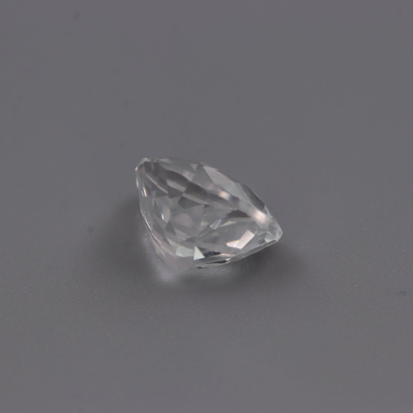 White Topaz – 2.80 ct – Pear Cut – Natural – Sri Lanka