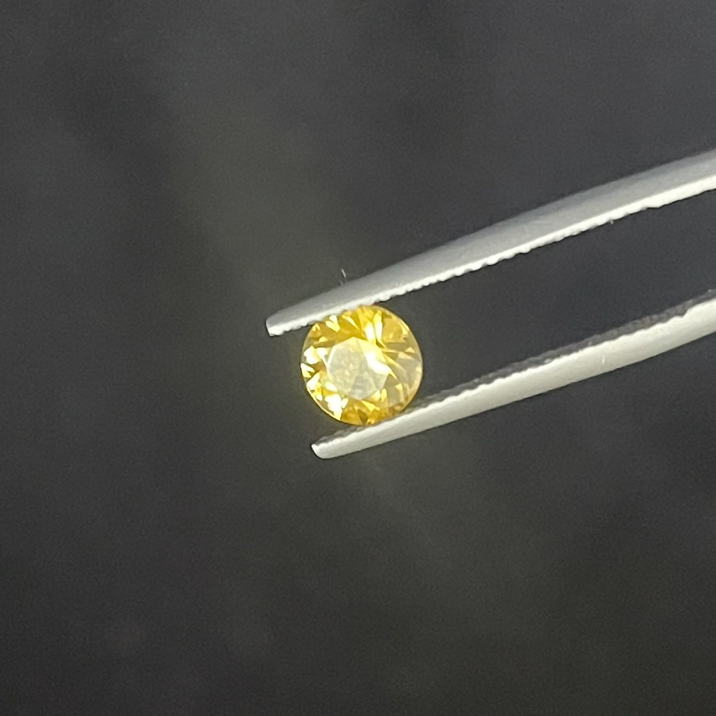 Zircon – 1.30 ct – Round Cut – Natural – Sri Lanka