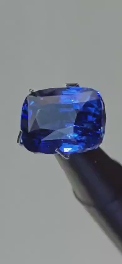 Cushion Faceted – Natural Royal Blue Sapphire – Sri Lanka