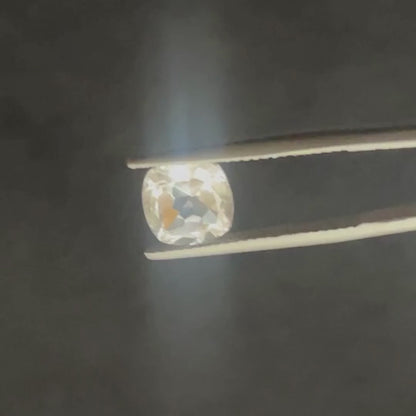 White Topaz – 3.00 ct – Cushion Cut – Natural – Sri Lanka